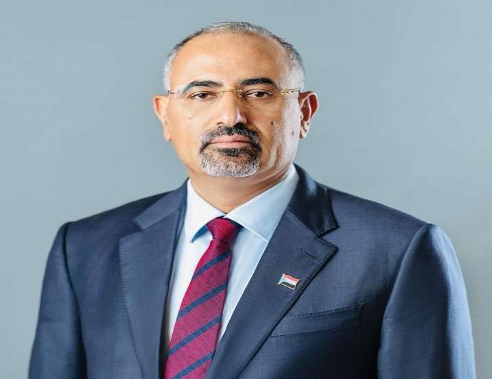 الرئيس الزبيدي يُعزّي المناضل على محمد الجحافي (هاشم) بوفاة زوجته
