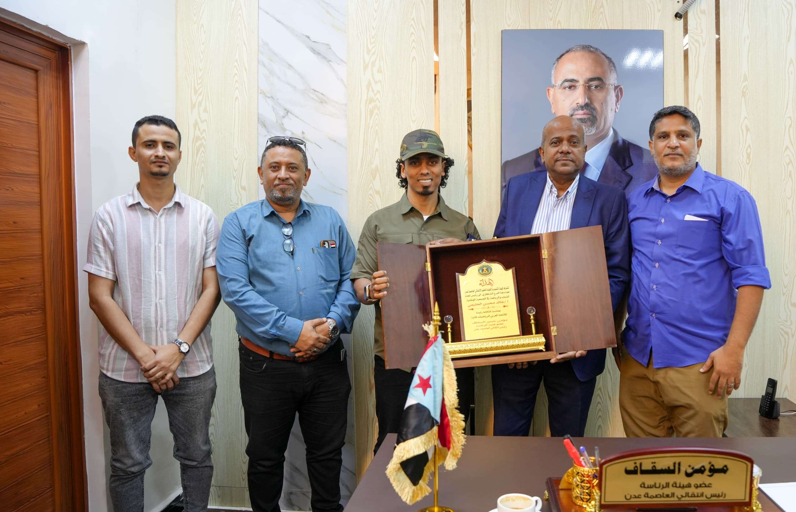 السقاف يكرم الخليفي بمناسبة فوزه برئاسة الاتحاد العربي للرياضة المائية