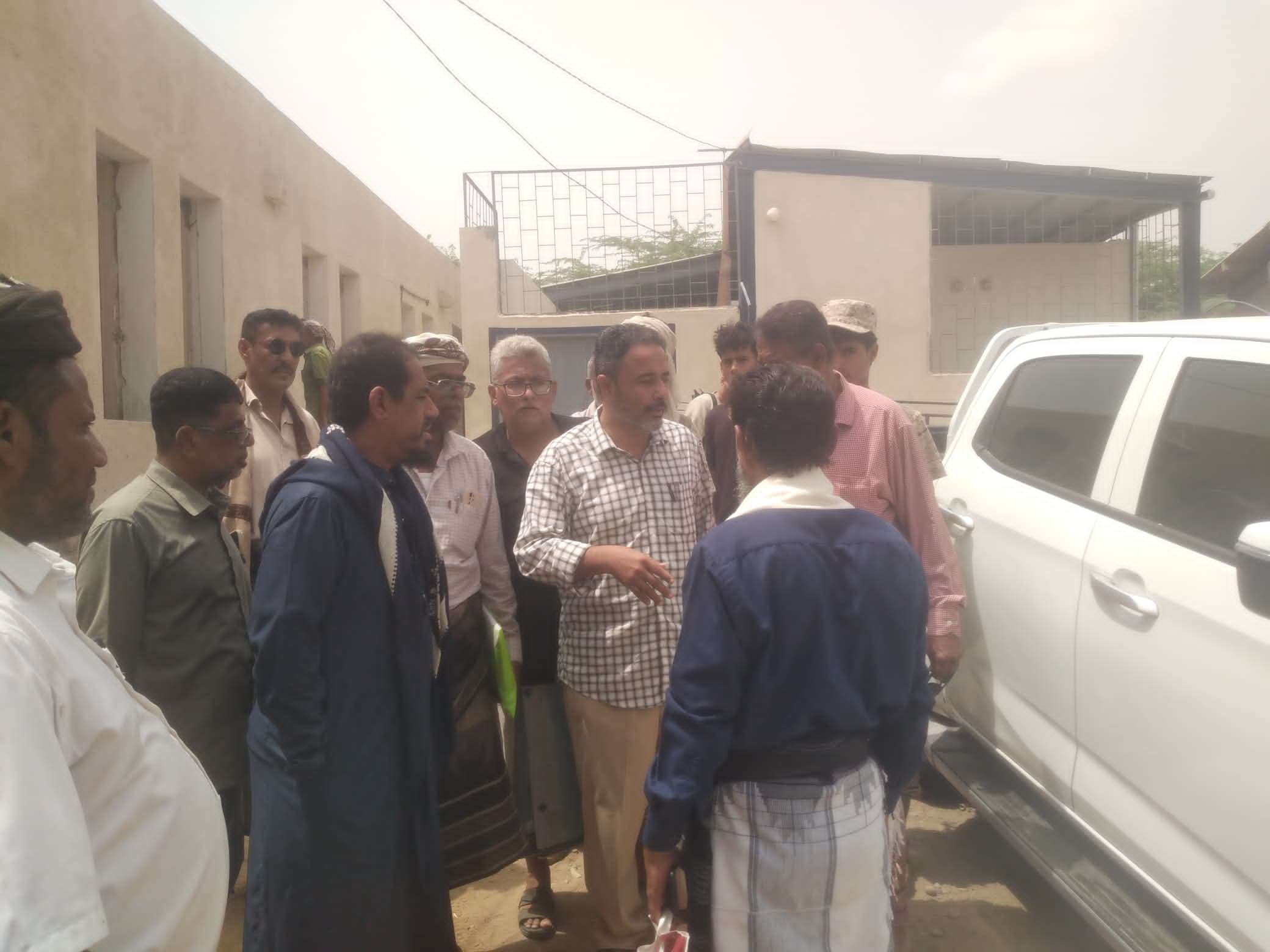 رئيس تنفيذية انتقالي أبين يتفقد مركز الإرشاد الزراعي بمدينة جعار