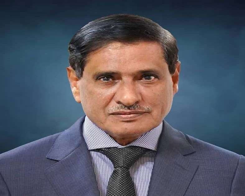 البحسني يعزي العقيد عبدالله باصقر في وفاة والده